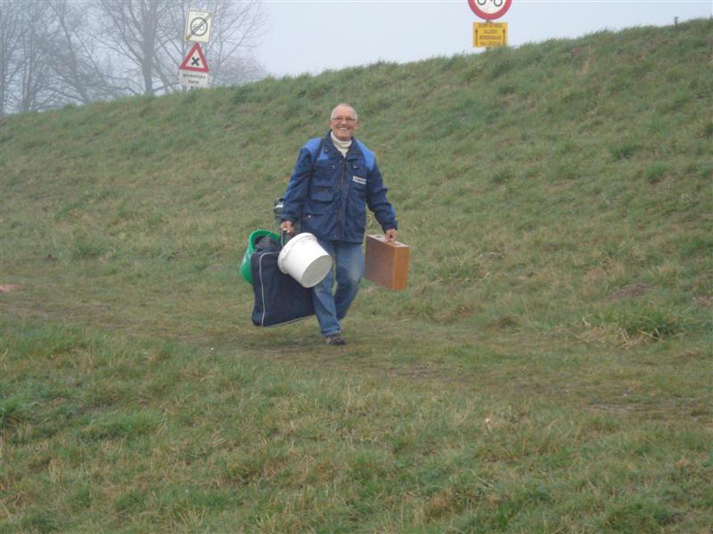 En ja hoor hij is wakker